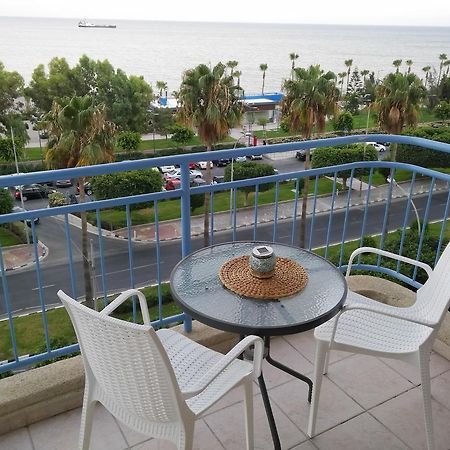 Sea Front & City Center, Amazing Sea View Лимасол Екстериор снимка