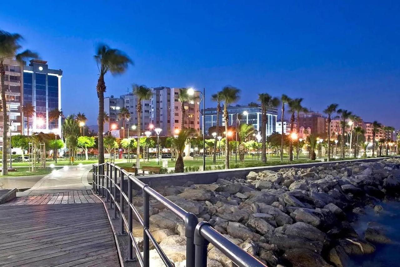 Sea Front & City Center, Amazing Sea View Лимасол Екстериор снимка