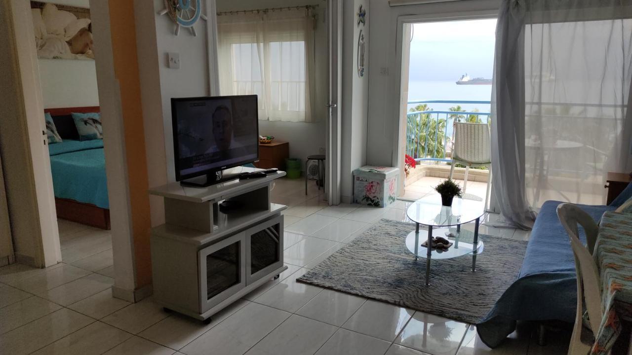 Sea Front & City Center, Amazing Sea View Лимасол Екстериор снимка