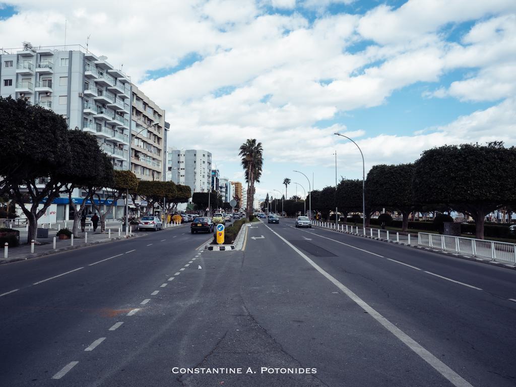 Sea Front & City Center, Amazing Sea View Лимасол Екстериор снимка