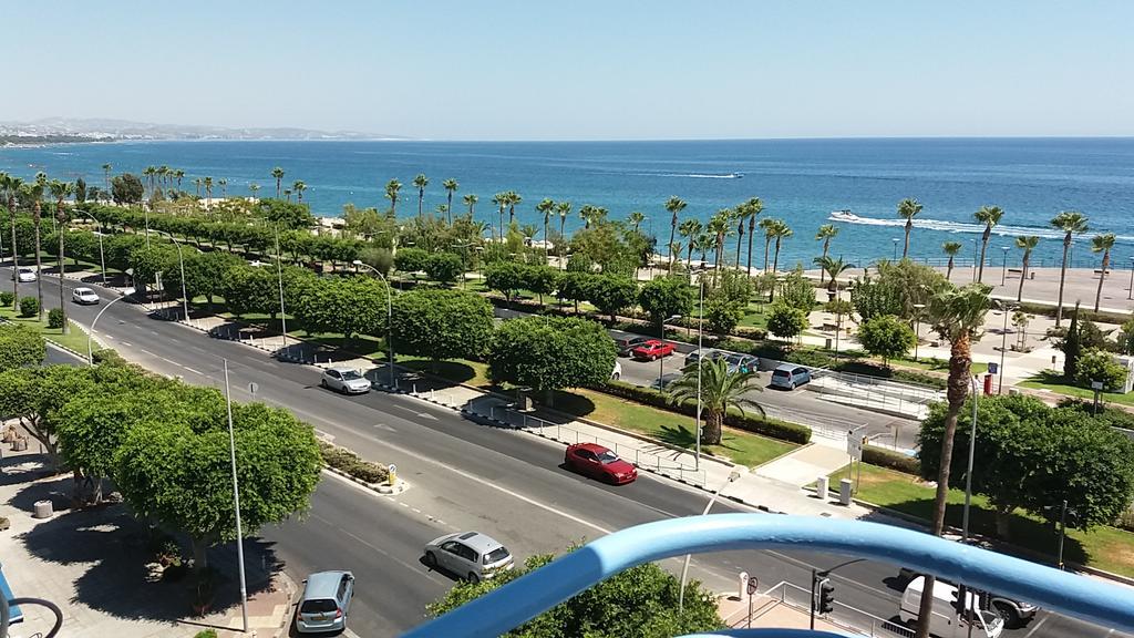 Sea Front & City Center, Amazing Sea View Лимасол Екстериор снимка